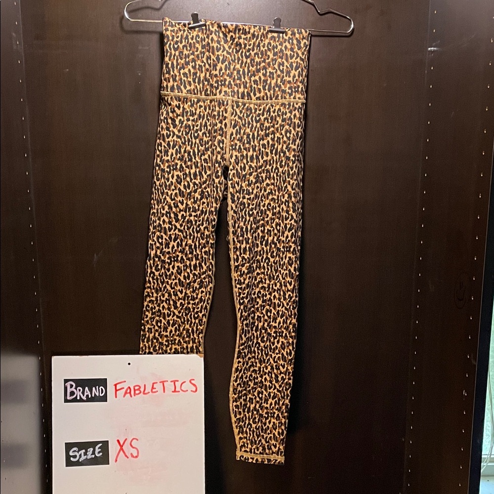 LastChanceB4GoodWill Fabletics Leopard Leggings - Cheetah